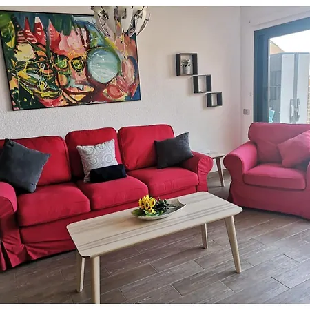 Beautiful Duplex With Internet Lägenhet
